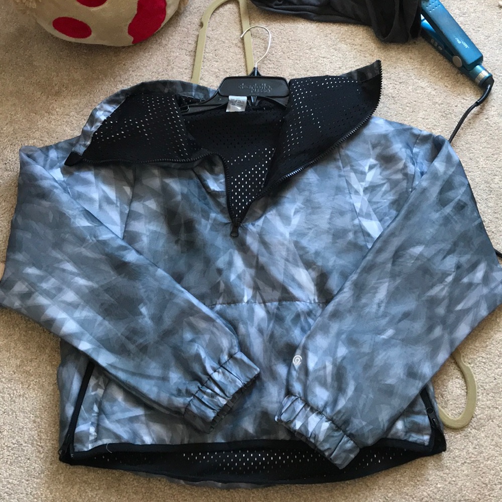 Champion Pullover Windbreaker/rain jacket